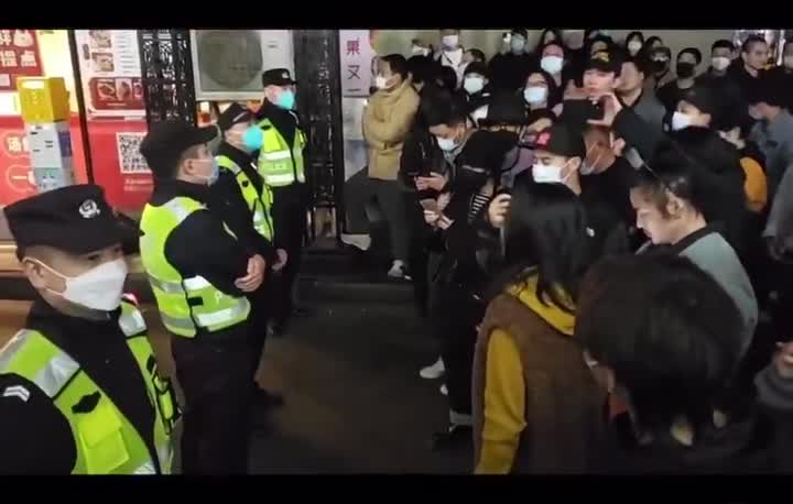 没有这些勇敢的人!至今都会封城!笼的传人