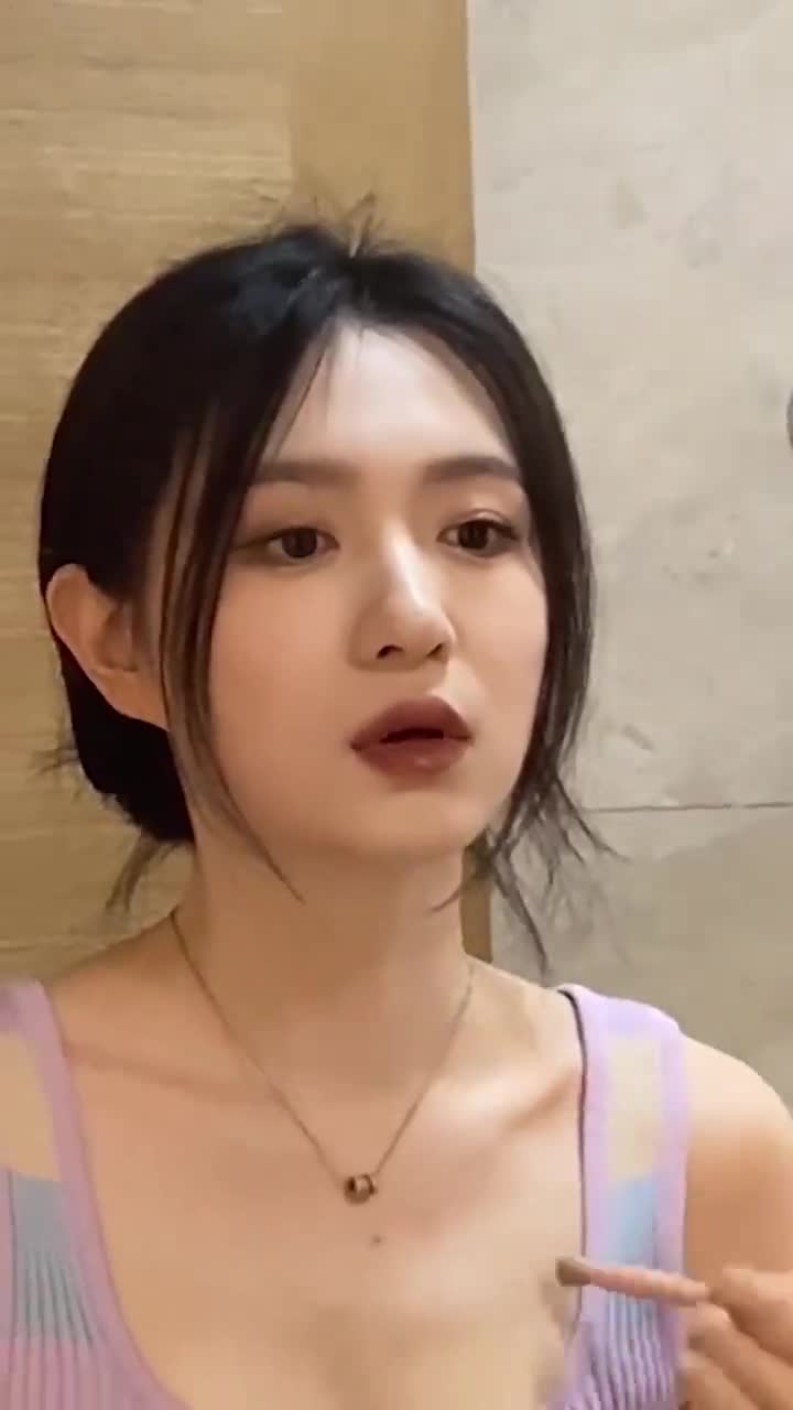 女人出门