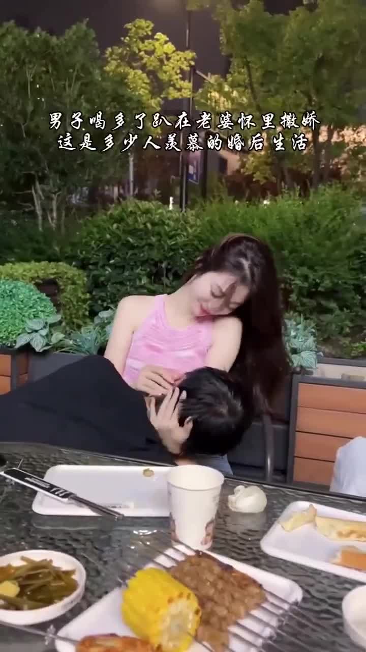 首先：女的得漂亮🤩……