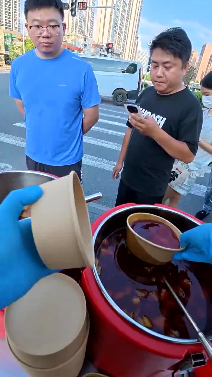 哇😧街头美食