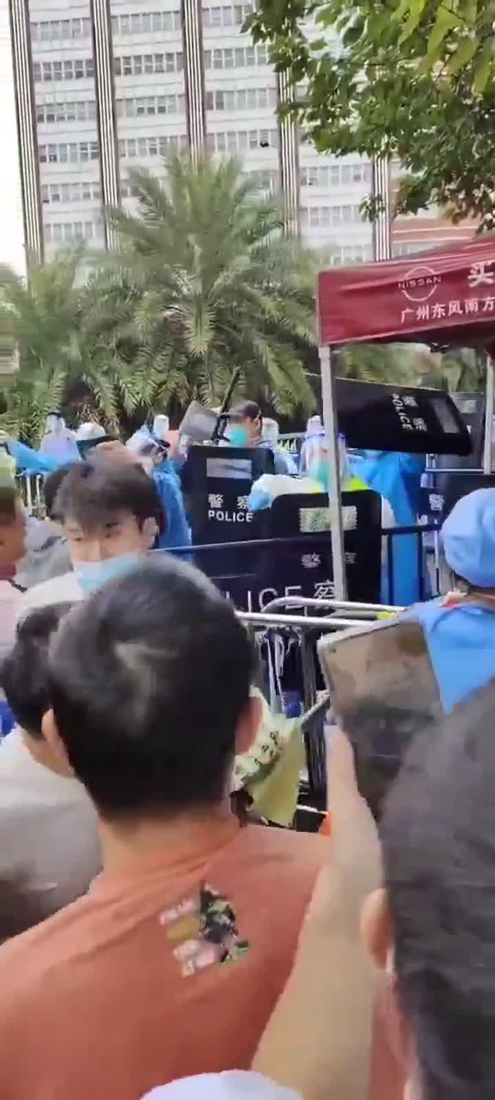 人民在逐渐觉醒