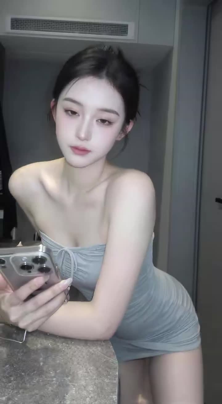 战👗