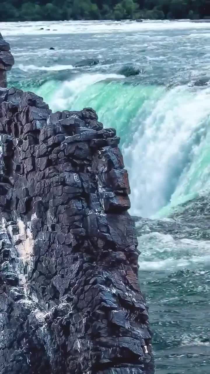 Falls