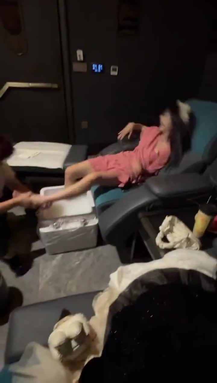 按摩洗脚