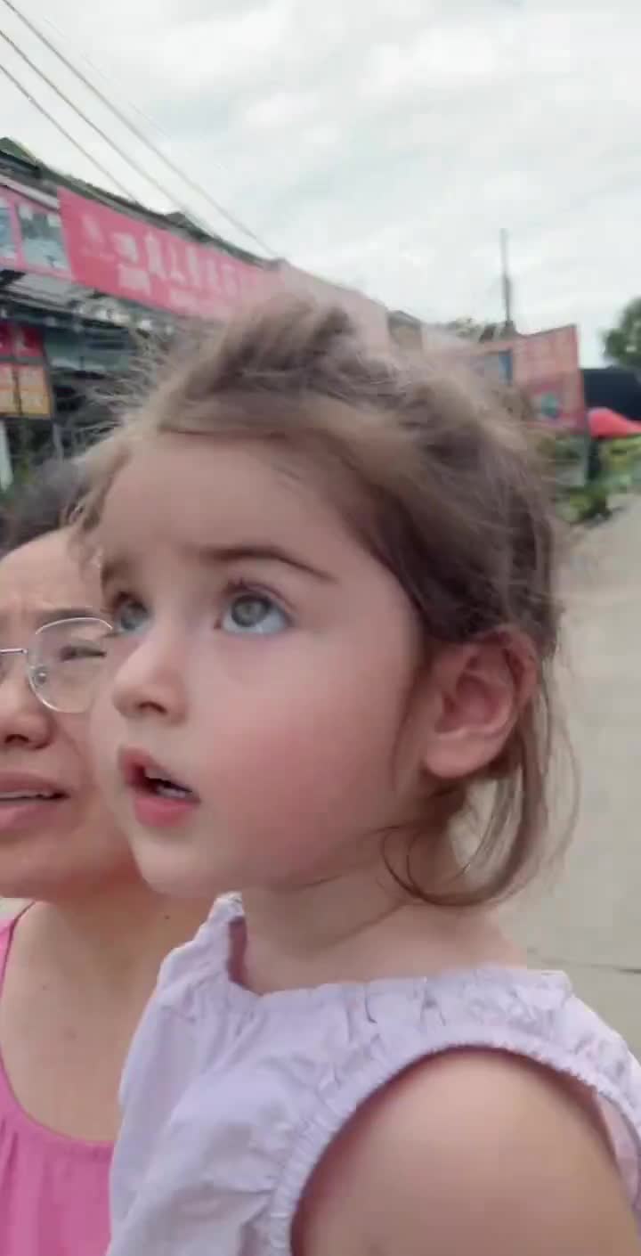 骗你生女儿,混血小公主👸