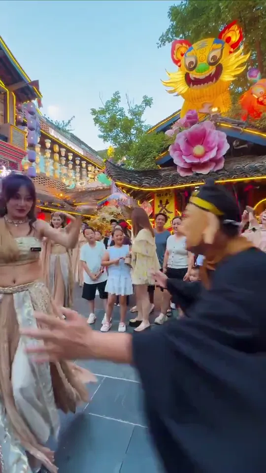 Drama in tourist attractions